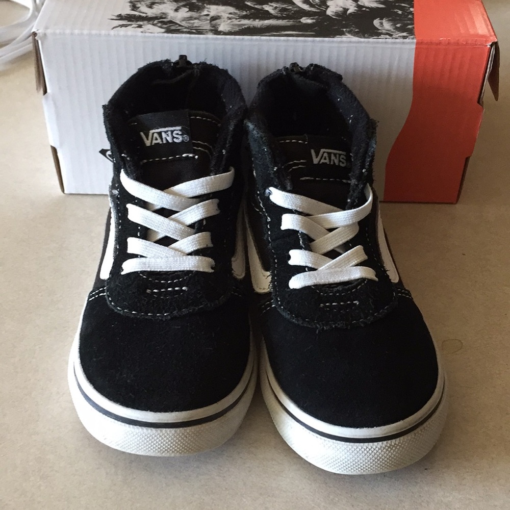 Toddler hi top vans